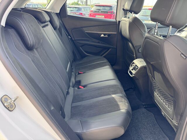 PEUGEOT 3008 CROSSWAY 1.5 BLUE HDI AUTO SPANISH LHD IN SPAIN 111000 MILES 2018